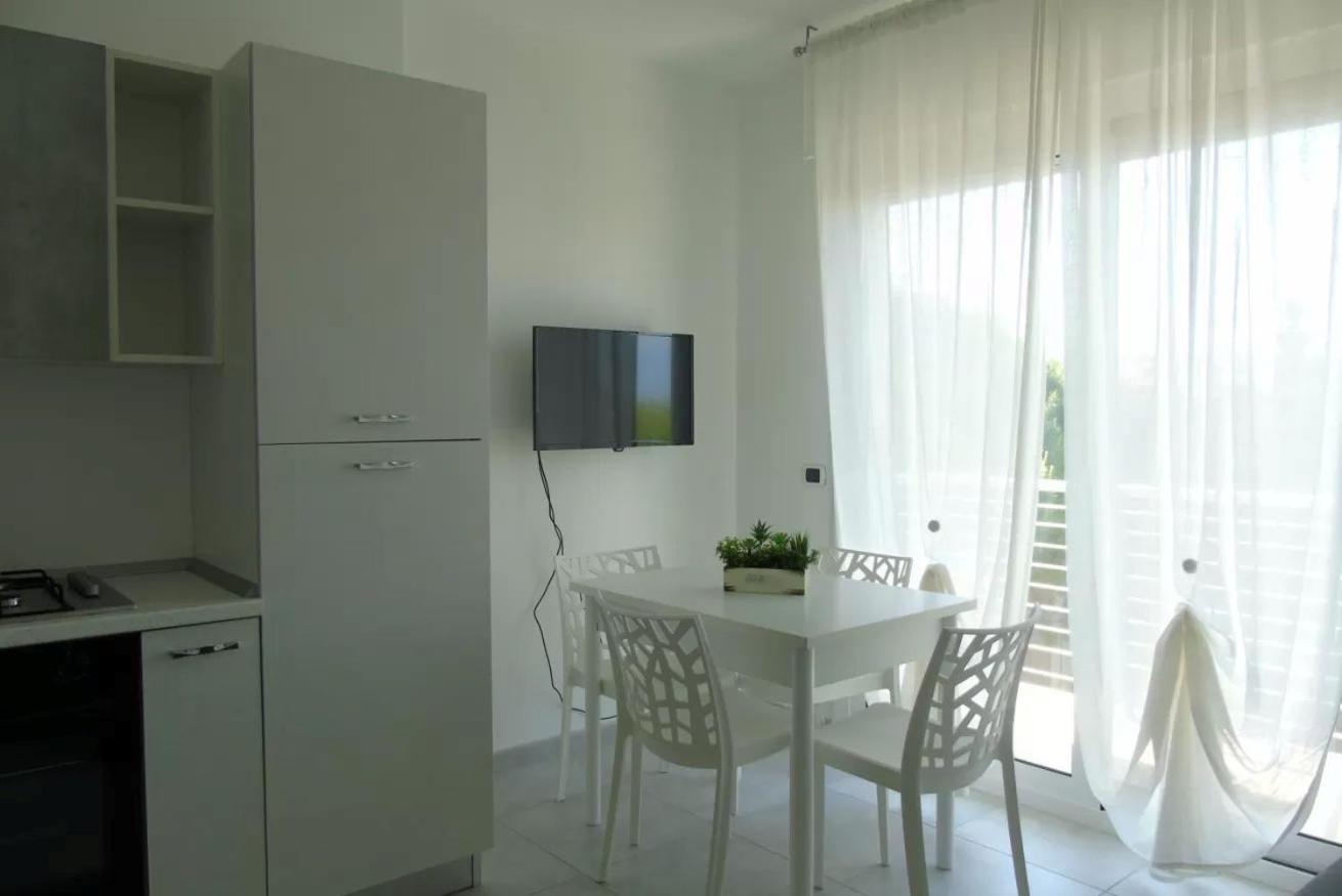 Homiday - Residence Prestige Pineto Esterno foto